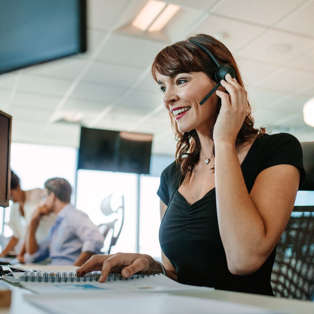 customer service rep answering a phone